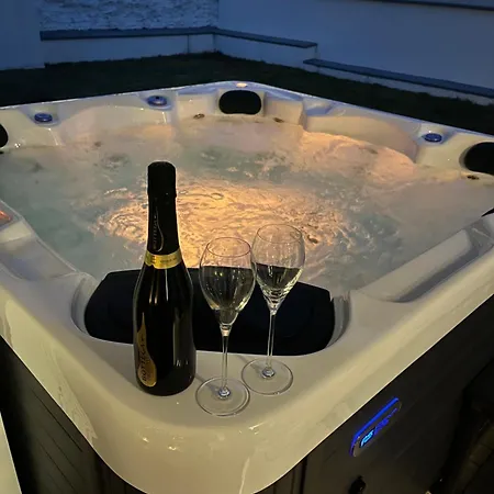 Axel Baltic Delux Private Jacuzzi Apartment Miedzyzdroje