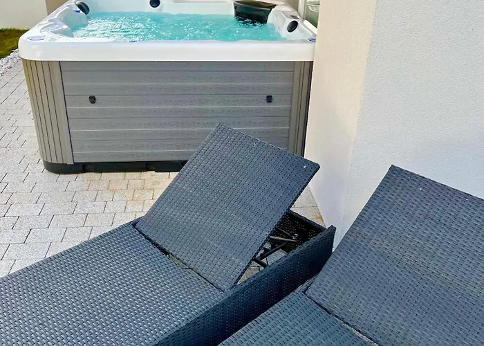 Axel Baltic Delux Private Jacuzzi Appartamento