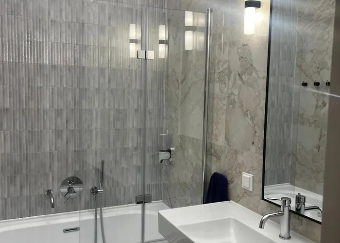 Axel Baltic Delux Private Jacuzzi Appartamento Miedzyzdroje